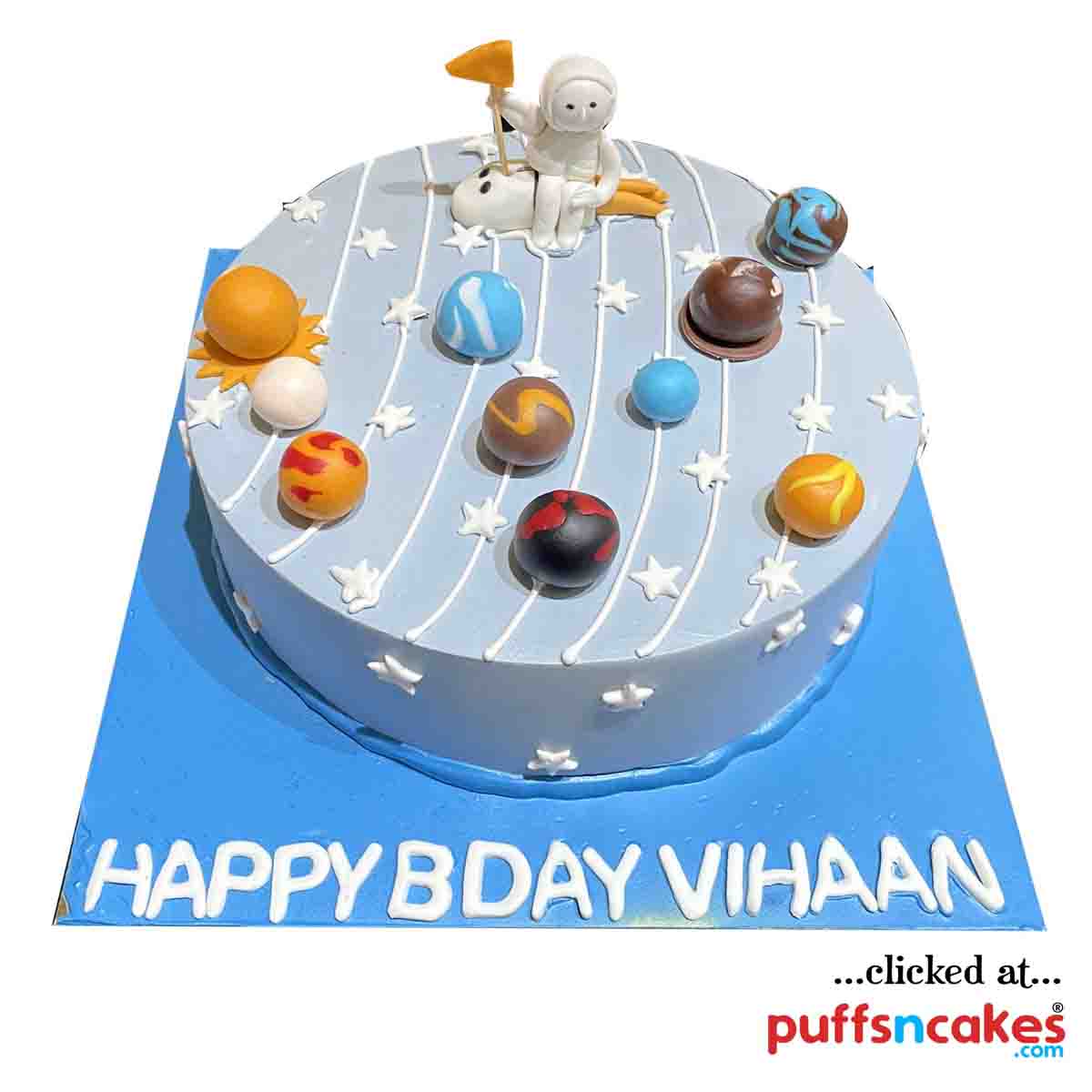 (1795) Planets Astronaut Space Theme Semi Fondant Cake